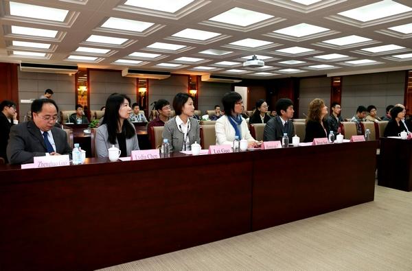 2014年度江南大学“卡特彼勒奖助学金”签约仪式暨客座教授聘任式举行